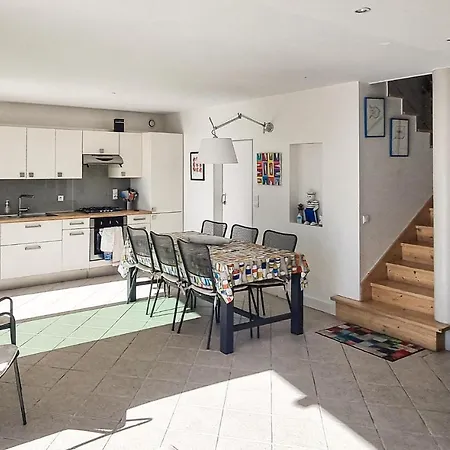 4 Bedroom Stunning In Vakantiehuis *